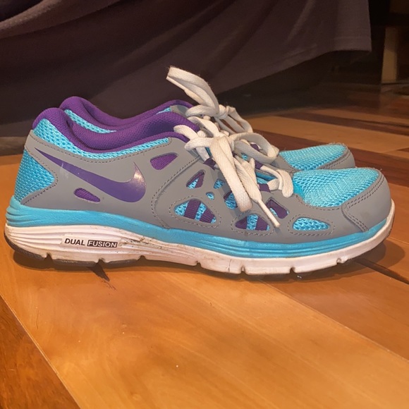 LIKE NEW- NIKE DUAL FUSION RUN 2 ~ WOMENS SIZE 6.5 (5Y) - Picture 6 of 9